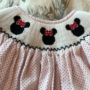 Minnie Mouse smocked short set